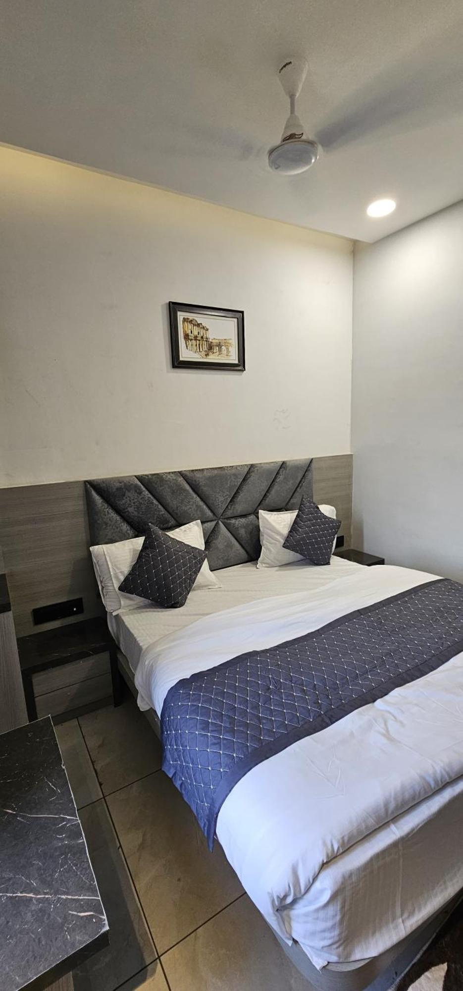 Hotel Allen 阿穆达巴 外观 照片